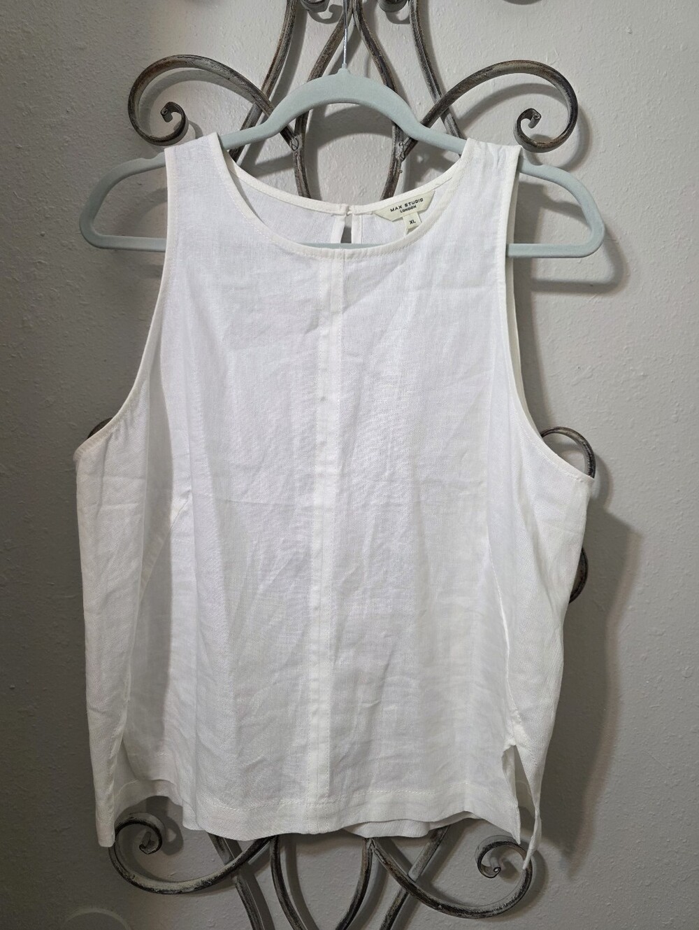 Max Studio Tank